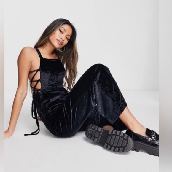 Free People black‎ Velvet Tie-Side Overalls Jumpsuit size small brand new - Picture 1 of 5